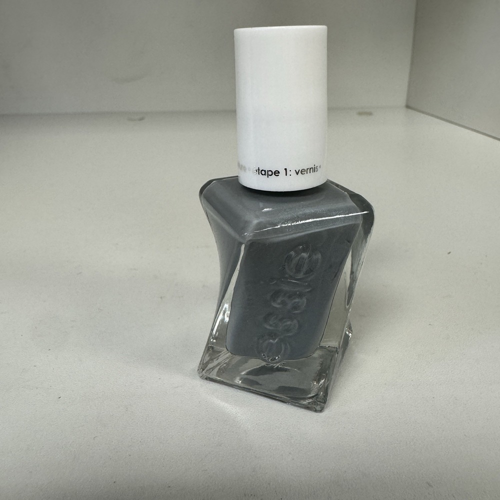Essie Gel Couture - Closing Night - 0.42oz / 12.5ml new without box